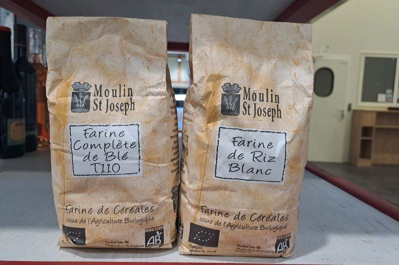 Sacs de farine bio du Moulin Saint Joseph